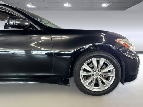 Used 2011 INFINITI M37 w/ Premium Pkg image 19