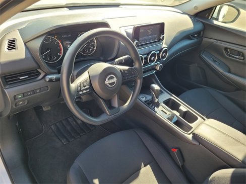 Used 2024 Nissan Sentra S image 7