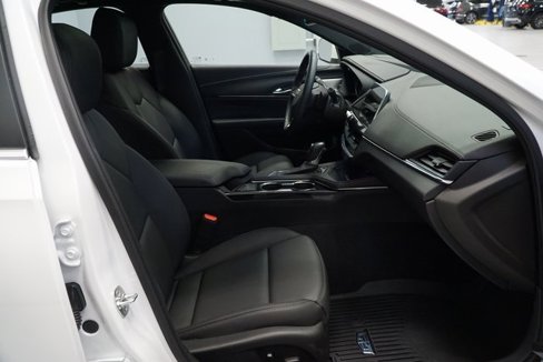 New 2025 Cadillac CT4 Luxury image 18