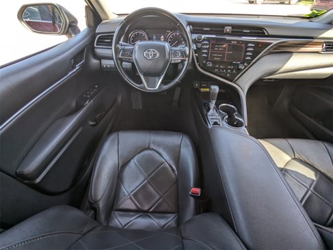 Used 2019 Toyota Camry XLE image 6