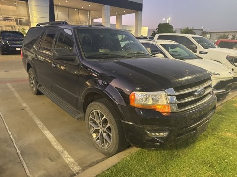 Used 2017 Ford Expedition EL XLT w/ Equipment Group 202A image 3