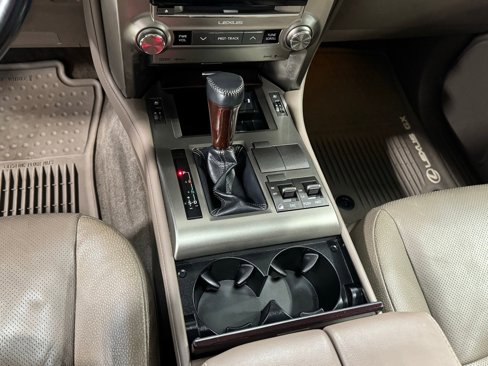 Used 2016 Lexus GX 460 image 16