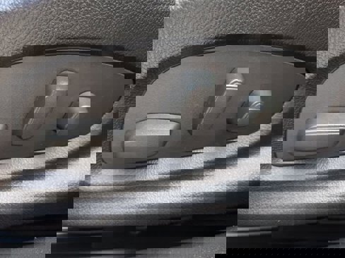 Used 2015 Chevrolet Impala LT image 18