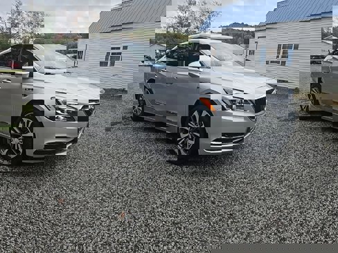 Used 2017 Buick LaCrosse Essence w/ Sun and Shade Package image 7