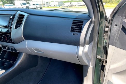 Used 2014 Toyota Tacoma PreRunner image 22