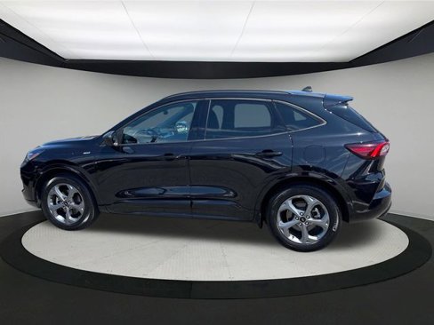 Used 2024 Ford Escape ST-Line image 2