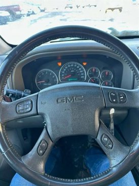 Used 2003 GMC Envoy SLT image 13