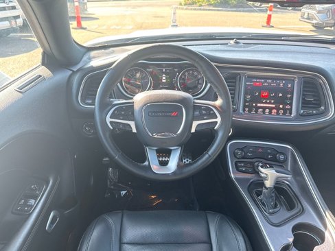 Used 2016 Dodge Challenger SXT Plus image 14