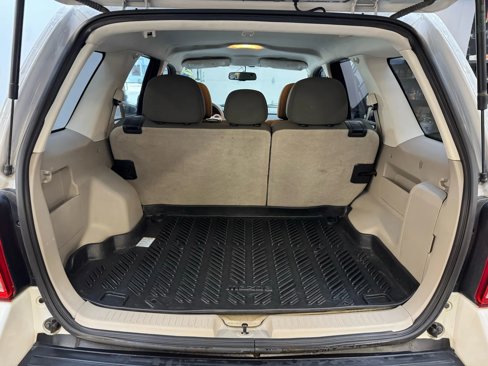 Used 2011 MAZDA Tribute i Sport image 21