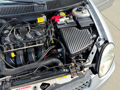 Used 2005 Dodge Neon SXT image 32