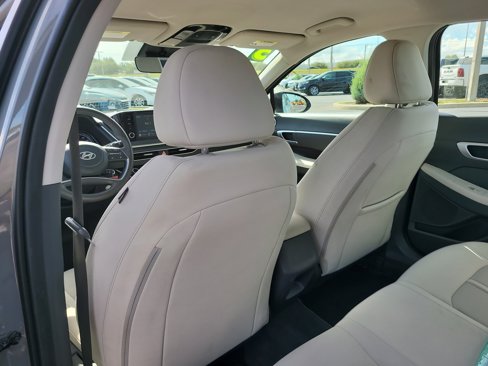 Used 2023 Hyundai Sonata SE image 12