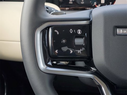 Used 2024 Land Rover Discovery Sport S image 18