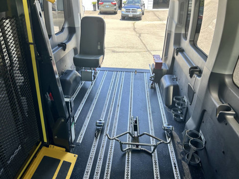 Used 2020 Ford Transit 350 XL image 8