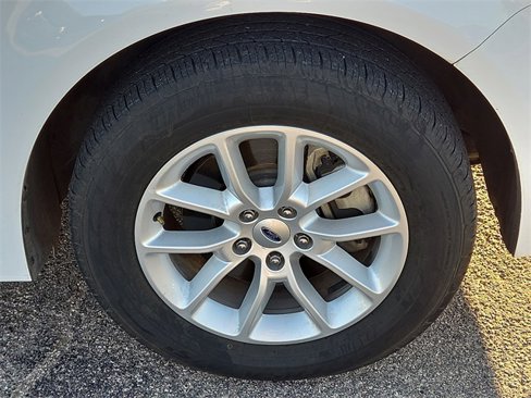 Used 2016 Ford Flex SE image 8