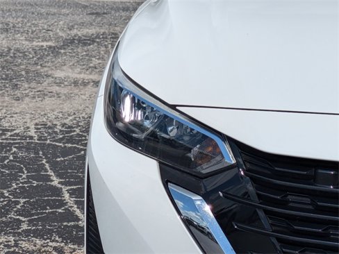 Used 2024 Nissan Sentra SV image 10