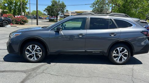 Used 2021 Subaru Outback Limited image 7