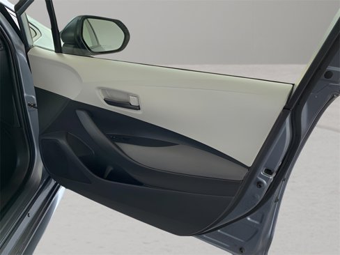 Used 2022 Toyota Corolla LE image 37
