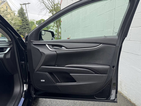 Used 2018 Cadillac XTS w/ Rear Seat Comfort Package image 17