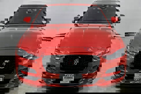 Used 2020 Jaguar XE S image 5