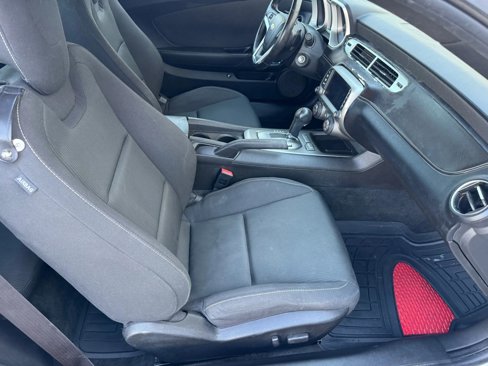 Used 2013 Chevrolet Camaro LT image 18