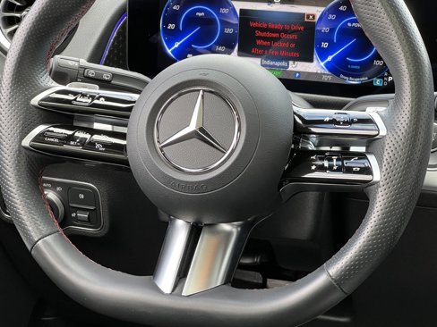 Used 2024 Mercedes-Benz EQB 300 4MATIC image 24