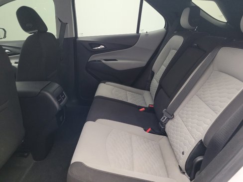 Used 2018 Chevrolet Equinox LS image 18