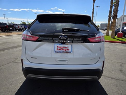 Used 2024 Ford Edge SEL image 5
