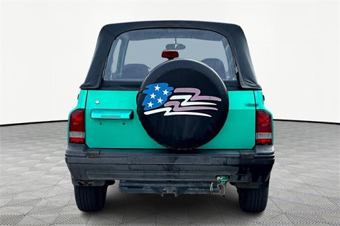 Used 1994 Geo Tracker 2WD 2-Door image 6
