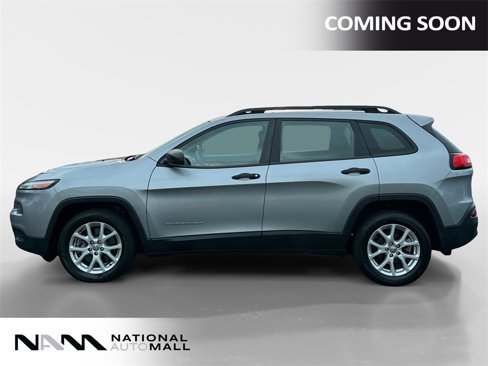 Used 2015 Jeep Cherokee Sport w/ Sport Appearance Group image 2