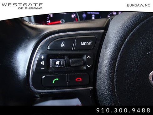 Used 2018 Kia Sportage EX image 25