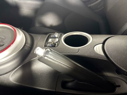 Used 2011 Nissan 370Z Touring w/ Sport Pkg image 15