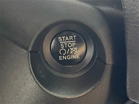 Used 2018 Jeep Compass Sport image 9