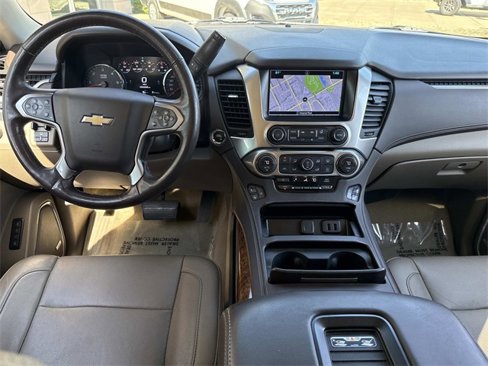 Used 2017 Chevrolet Suburban Premier image 19