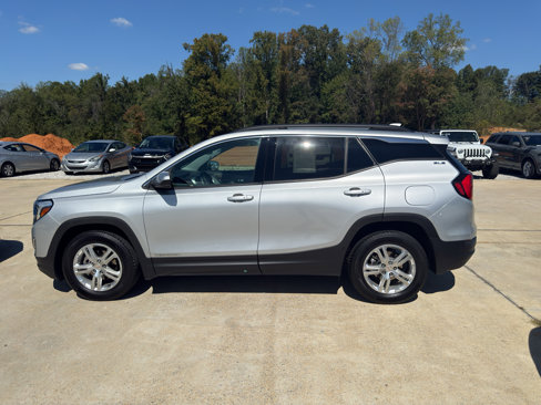 Used 2018 GMC Terrain SLE w/ Driver Convenience Package image 8