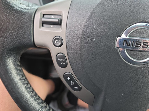 Used 2010 Nissan Sentra 2.0 SL w/ Premium Plus Pkg image 26