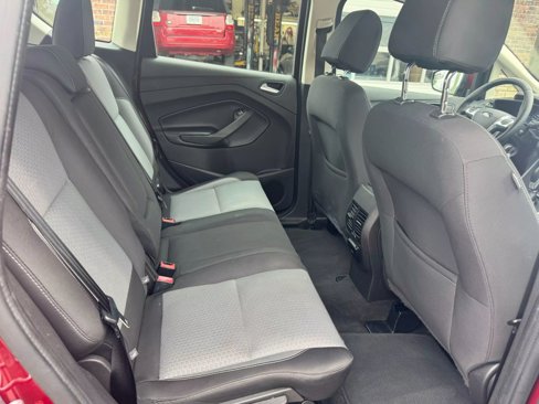 Used 2017 Ford C-MAX Energi SE w/ Cold Weather Package image 28