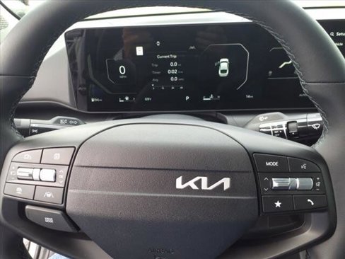 New 2025 Kia K4 EX image 14