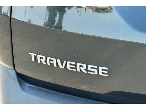 Used 2021 Chevrolet Traverse LT image 49