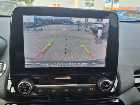 Used 2022 Ford EcoSport Titanium image 21