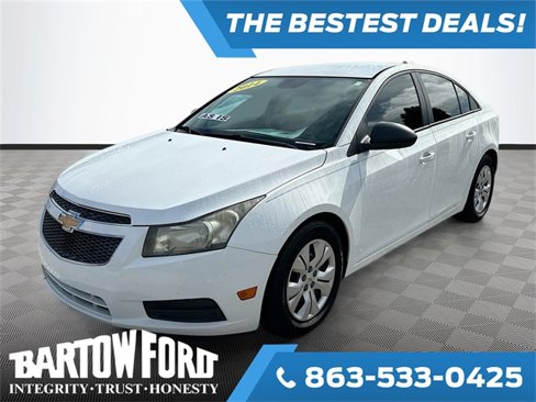 Used 2014 Chevrolet Cruze LS image 1