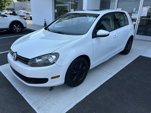 Used 2010 Volkswagen Golf 4-Door image 3