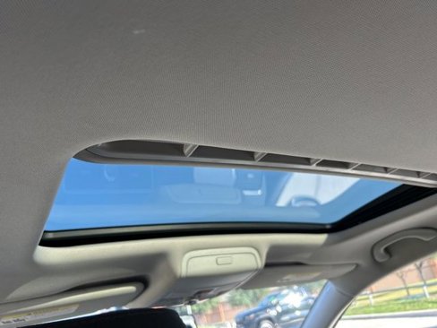 Used 2016 Volkswagen Passat 1.8T SE image 10