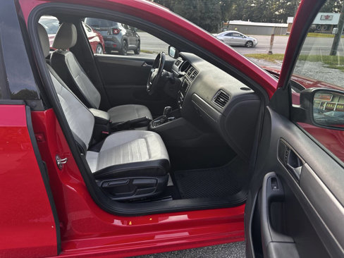 Used 2016 Volkswagen Jetta Sport image 19