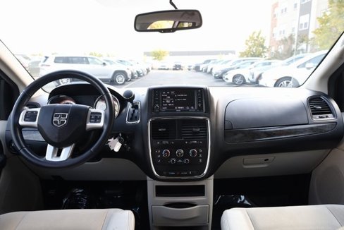 Used 2016 Dodge Grand Caravan SE w/ Quick Order Package 29E SE image 13