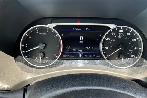 Used 2024 Nissan Sentra SV image 12