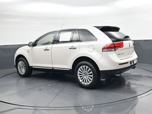 Used 2015 Lincoln MKX FWD image 6