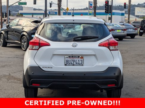 Certified 2020 Nissan Kicks S image 6