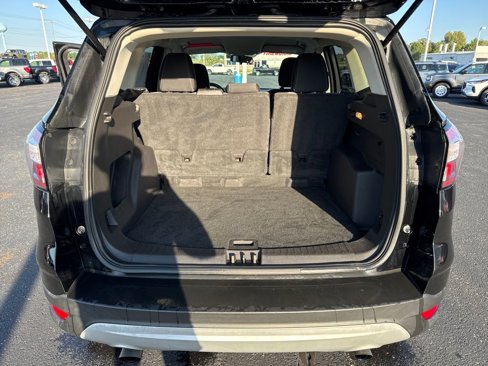 Used 2018 Ford Escape SE image 21