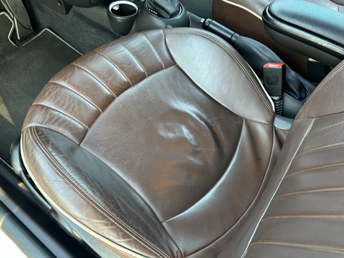 Used 2011 MINI Cooper Clubman w/ Premium Pkg image 11