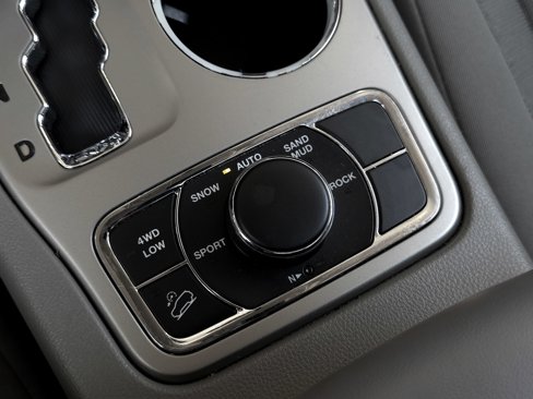 Used 2012 Jeep Grand Cherokee Laredo image 15